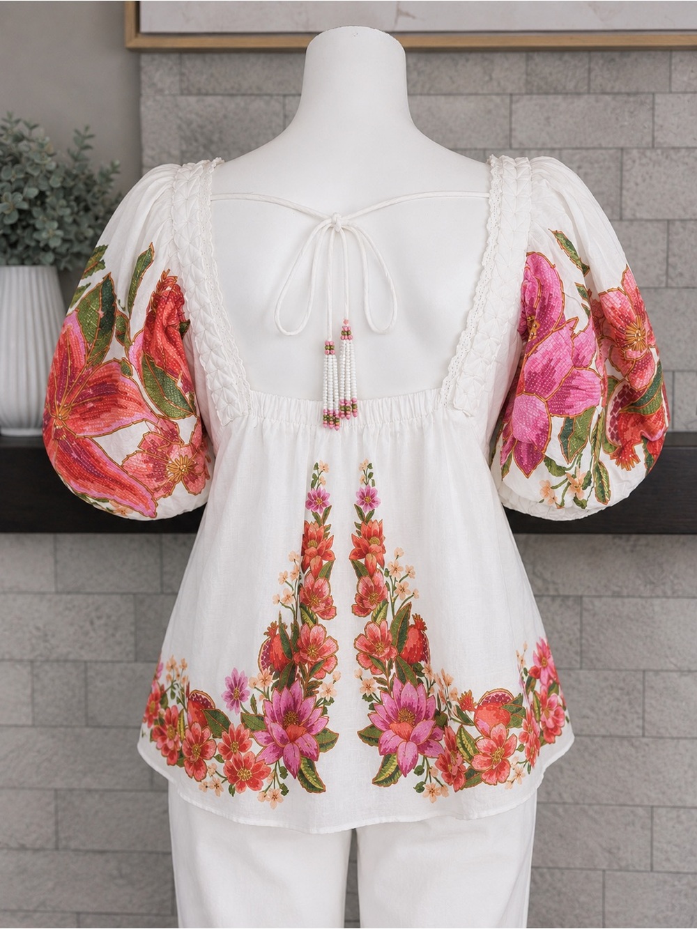 FARM Rio Summer Fruit Floral Puff Sleeve Blouse White L NWT $180 - Picture 3 of 10